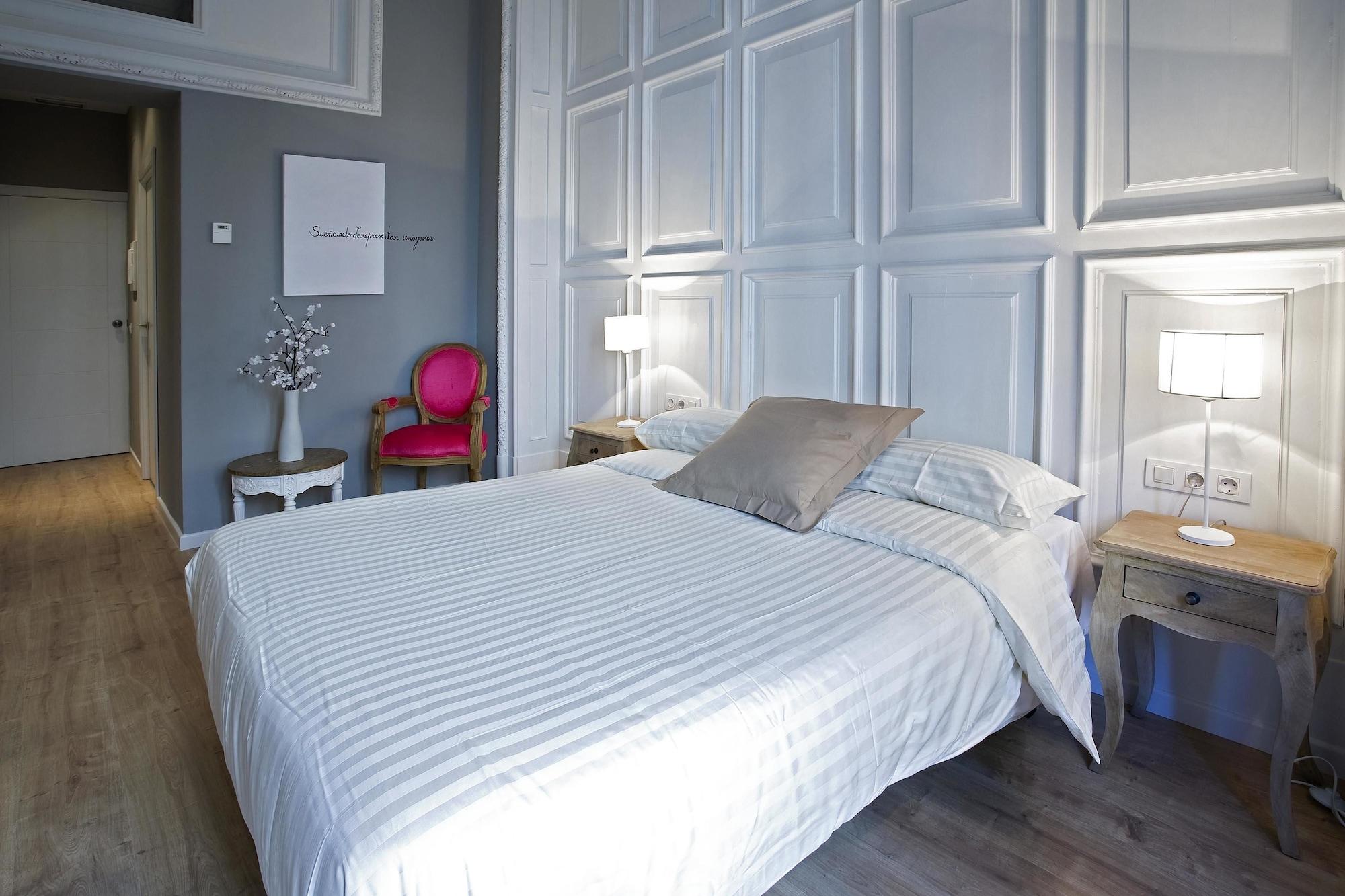 Violeta Boutique Hotel Barcelona Luaran gambar